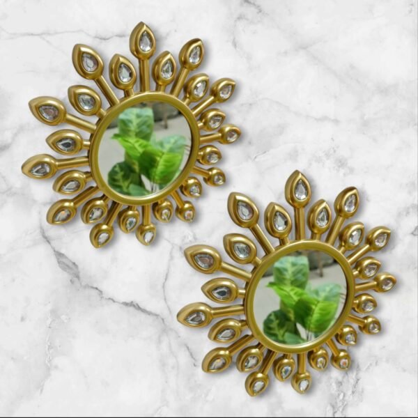 WhatsApp Image 2025-03-25 at 11.55.56 0113-25 Set de Reloj y Espejos Dorados con Apliques de Cristales