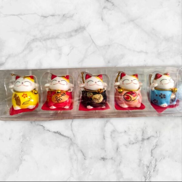 A002 Set de Figuras de Gatitos en Cerámica Colores