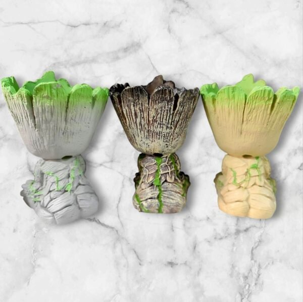 B001 Macetero Personaje Naturaleza con Nido y Pajarito